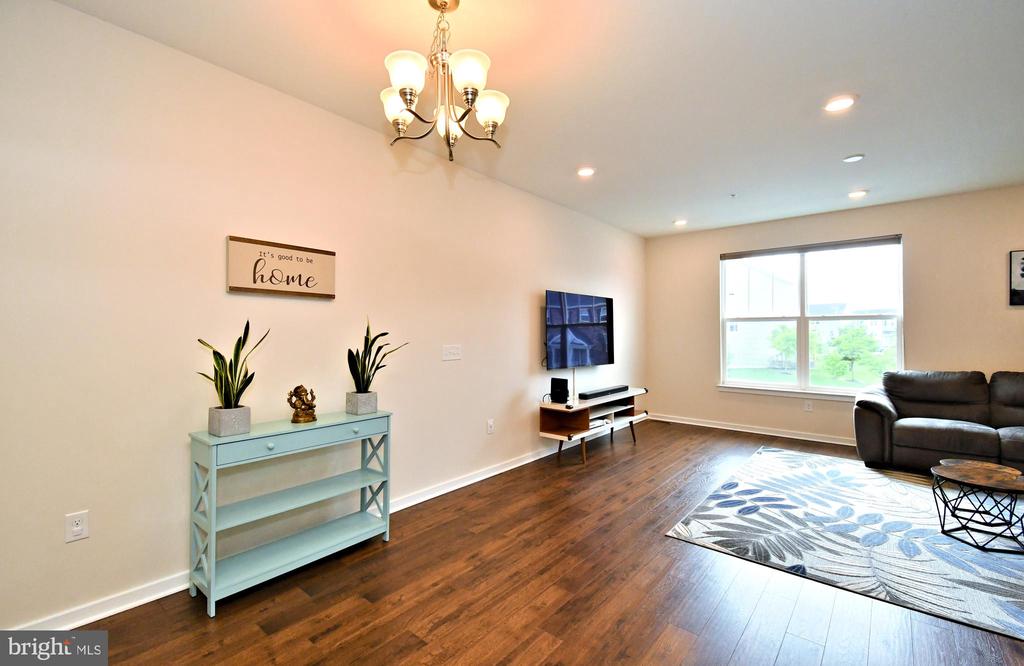 1844 BOULDER DRIVE