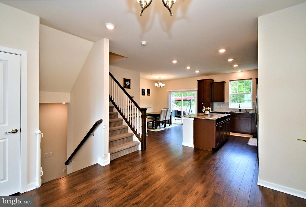 1844 BOULDER DRIVE