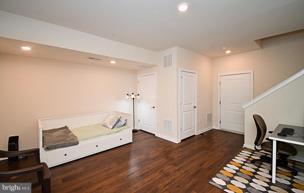 1844 BOULDER DRIVE