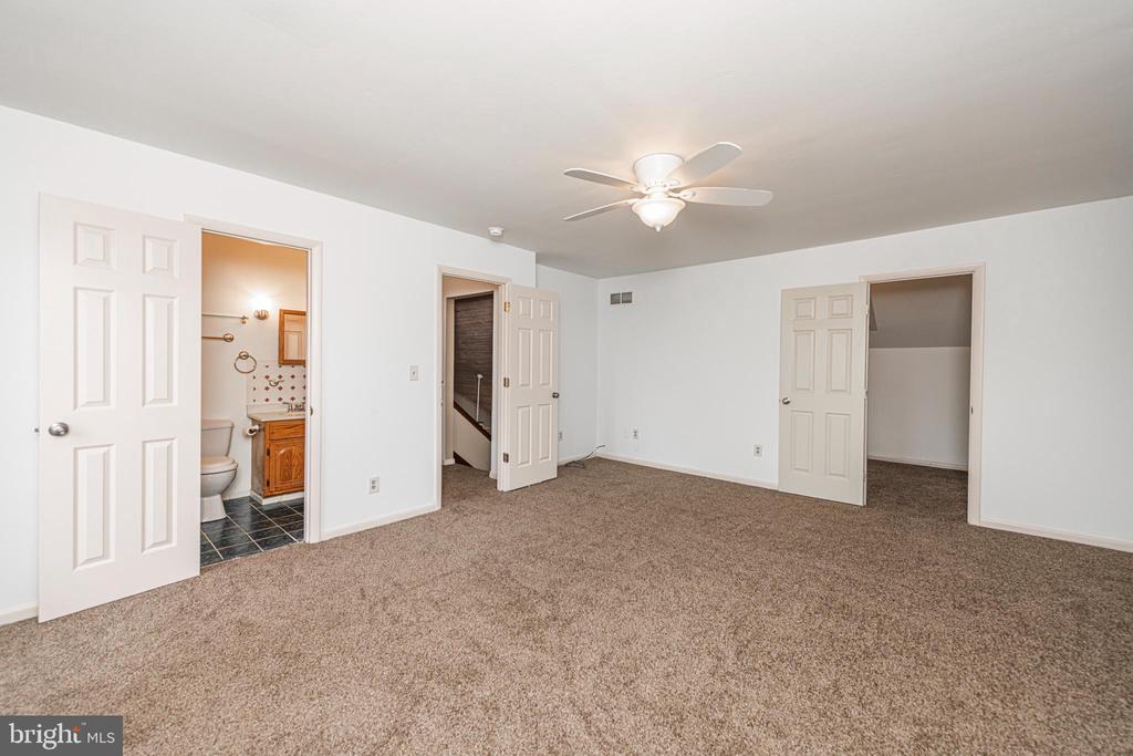 2 EMMETT STREET