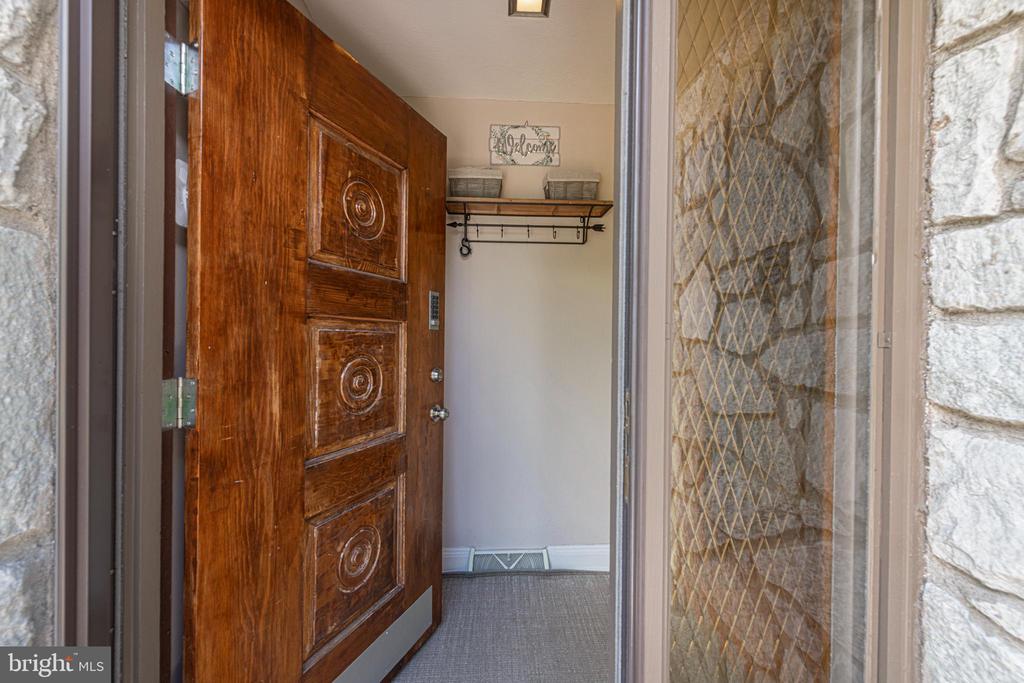 75 RUSSELL ROAD N