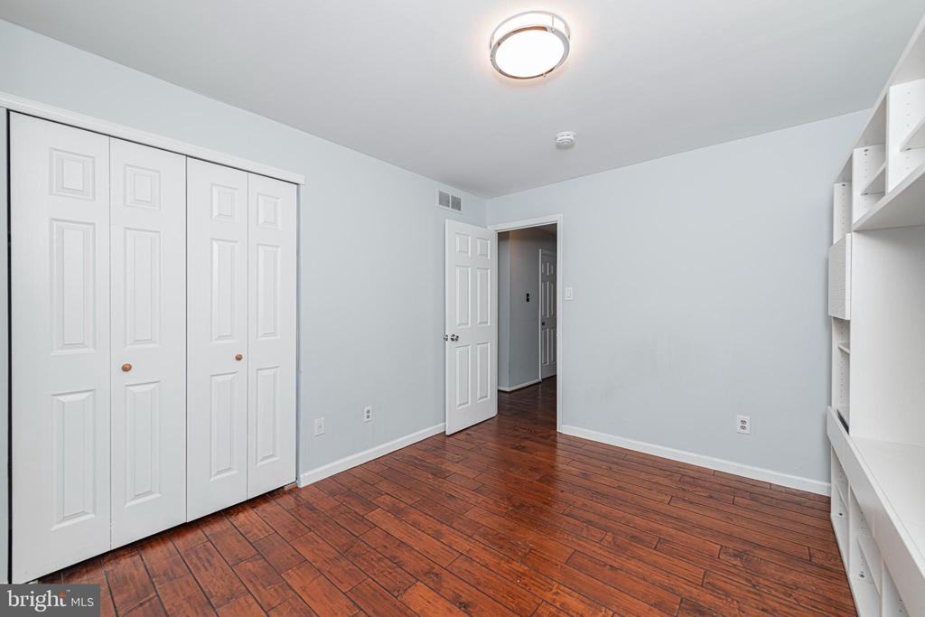 973 ROUNDHOUSE COURT