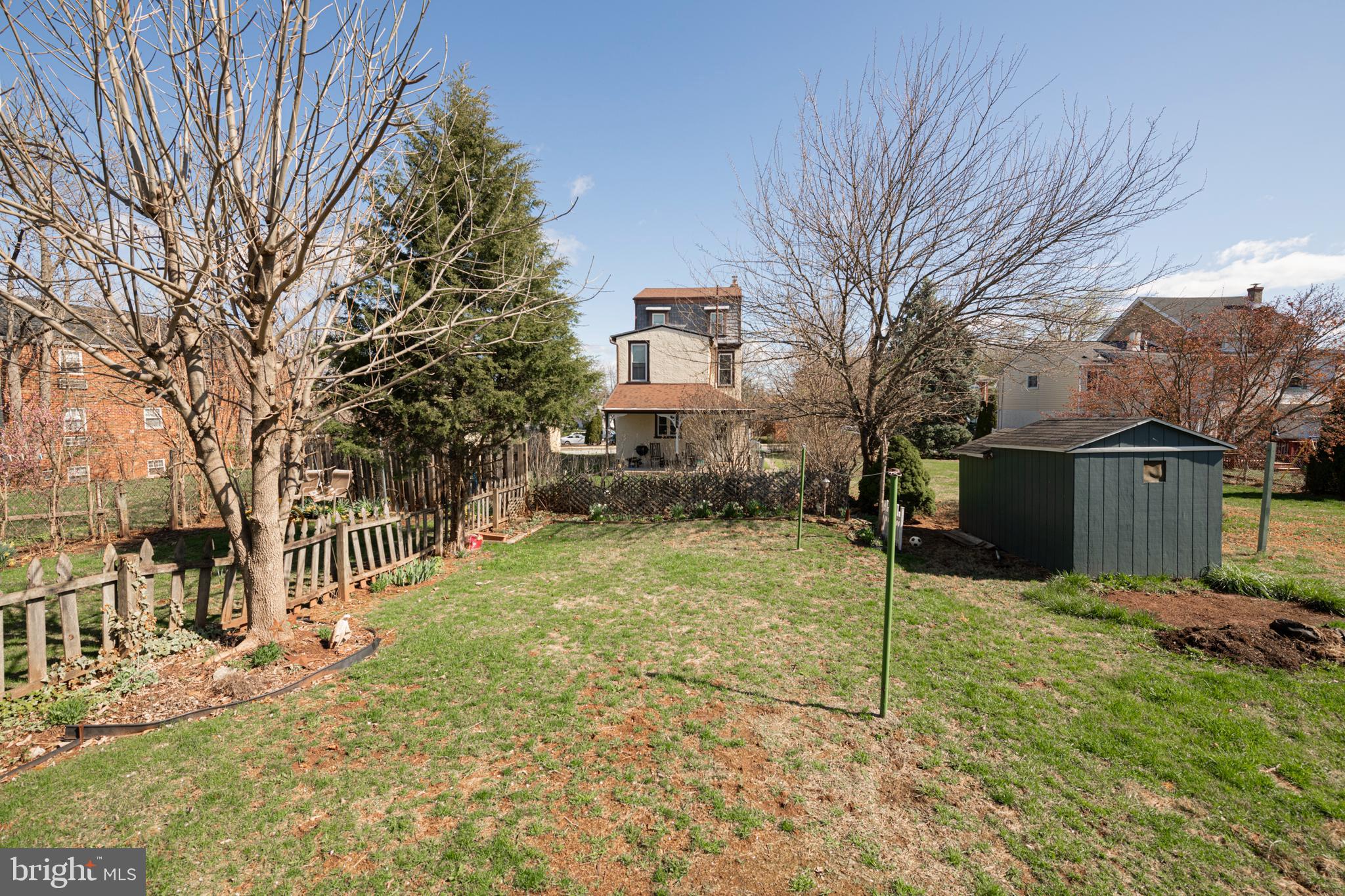 61 PENNSYLVANIA AVENUE