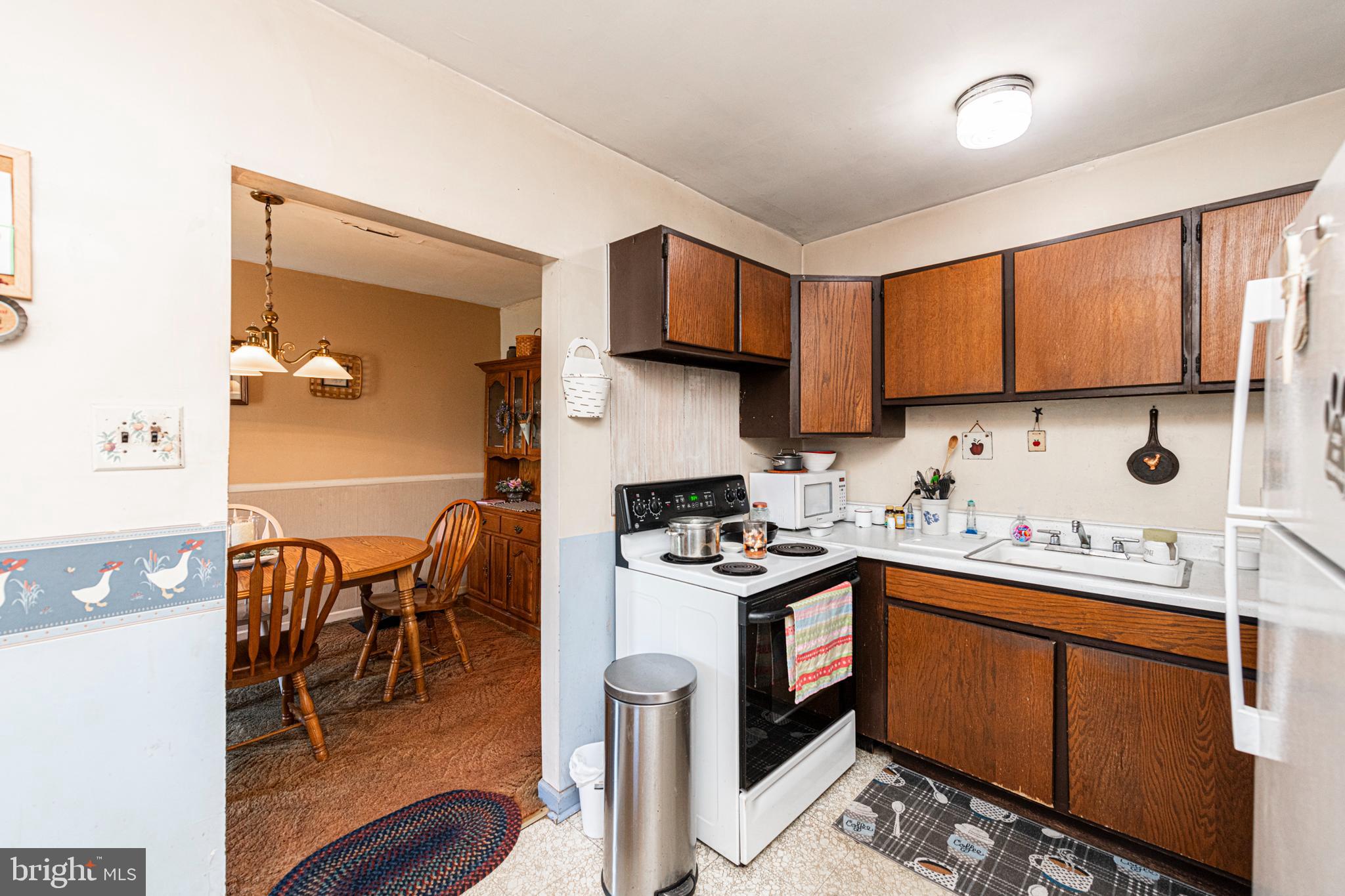 61 PENNSYLVANIA AVENUE