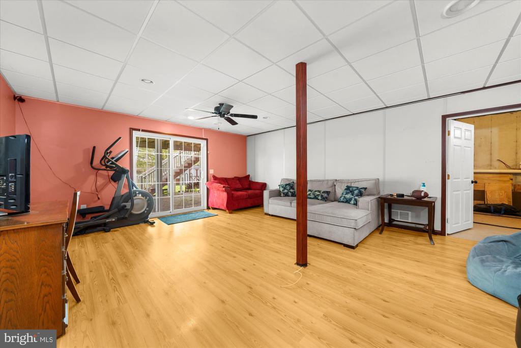 802 BAUMAN CIRCLE