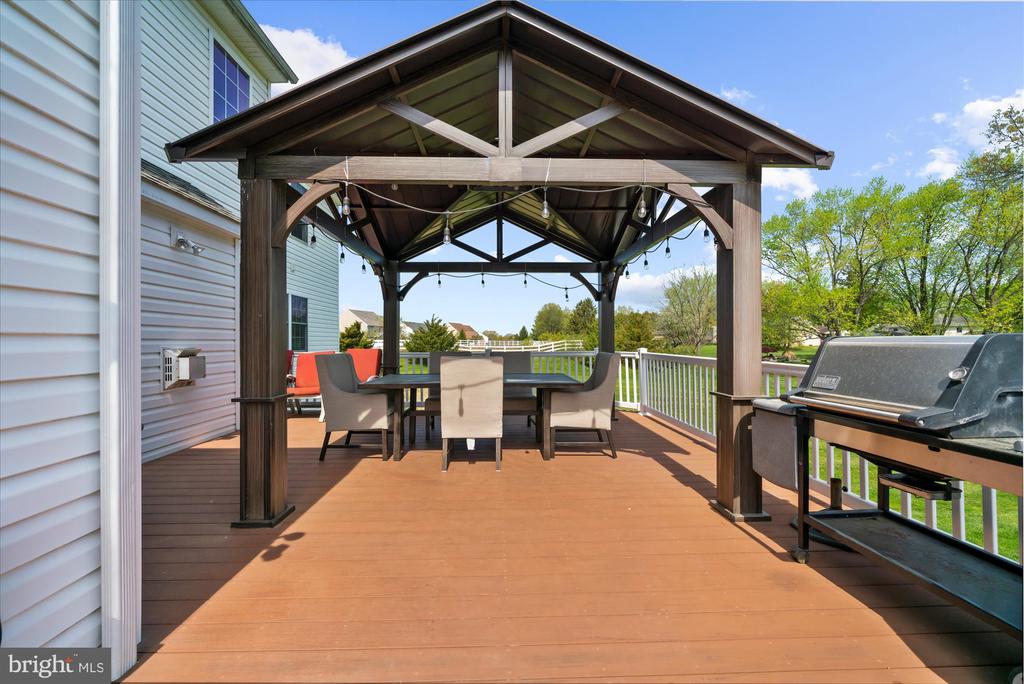 802 BAUMAN CIRCLE