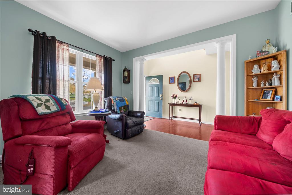 802 BAUMAN CIRCLE