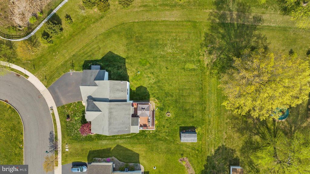 802 BAUMAN CIRCLE