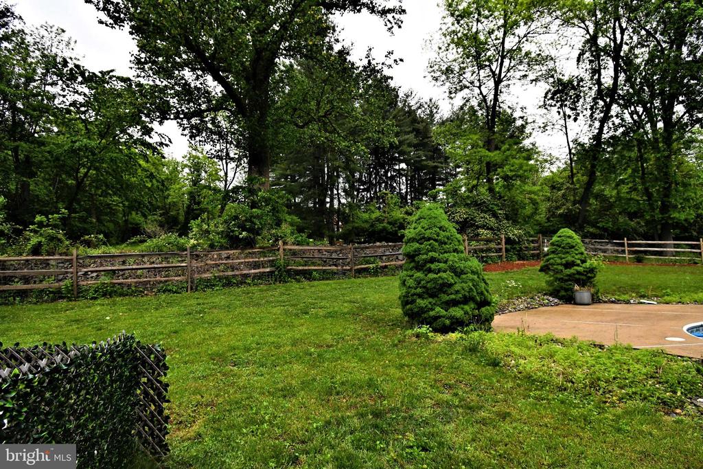 2409 CREEK ROAD