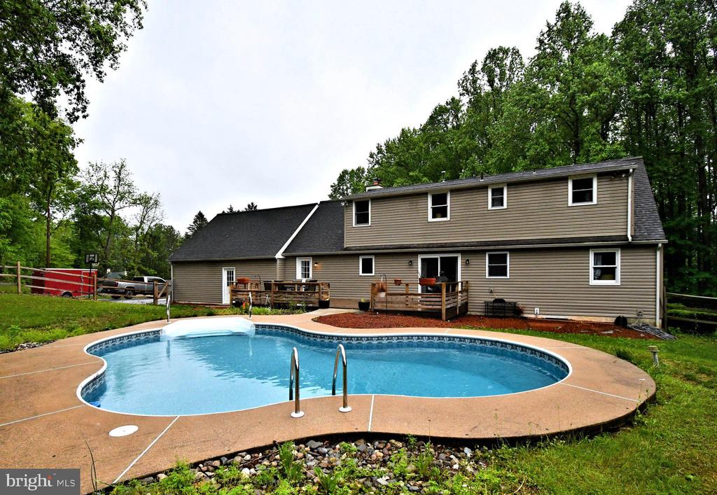 2409 CREEK ROAD