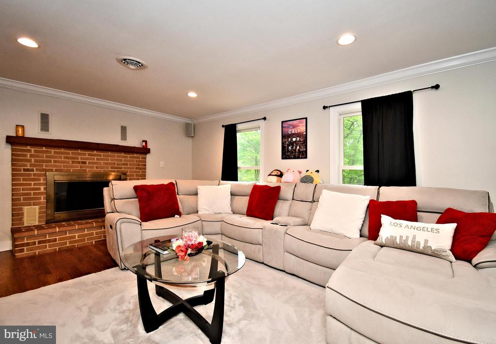 2409 CREEK ROAD