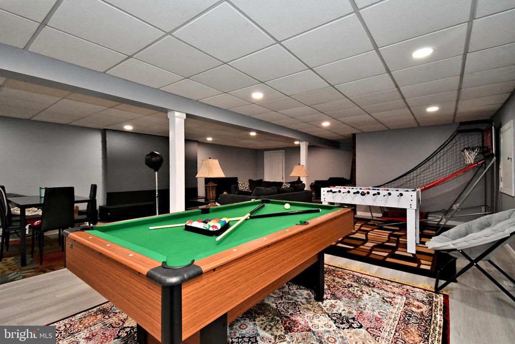 2409 CREEK ROAD