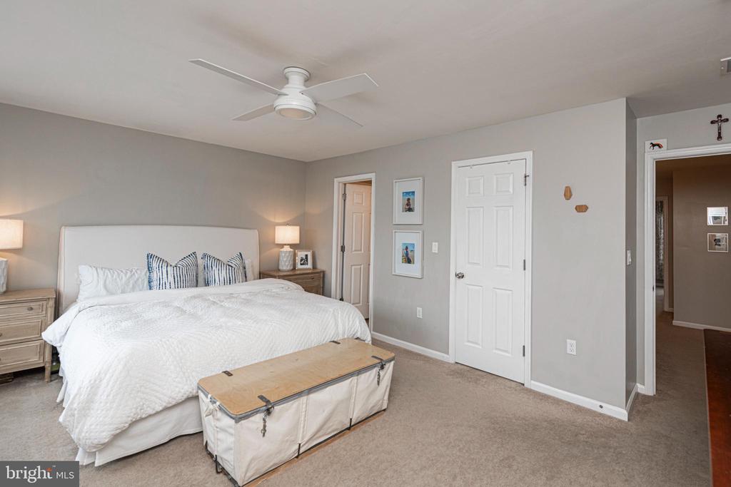 1053 ALMOND DRIVE 3