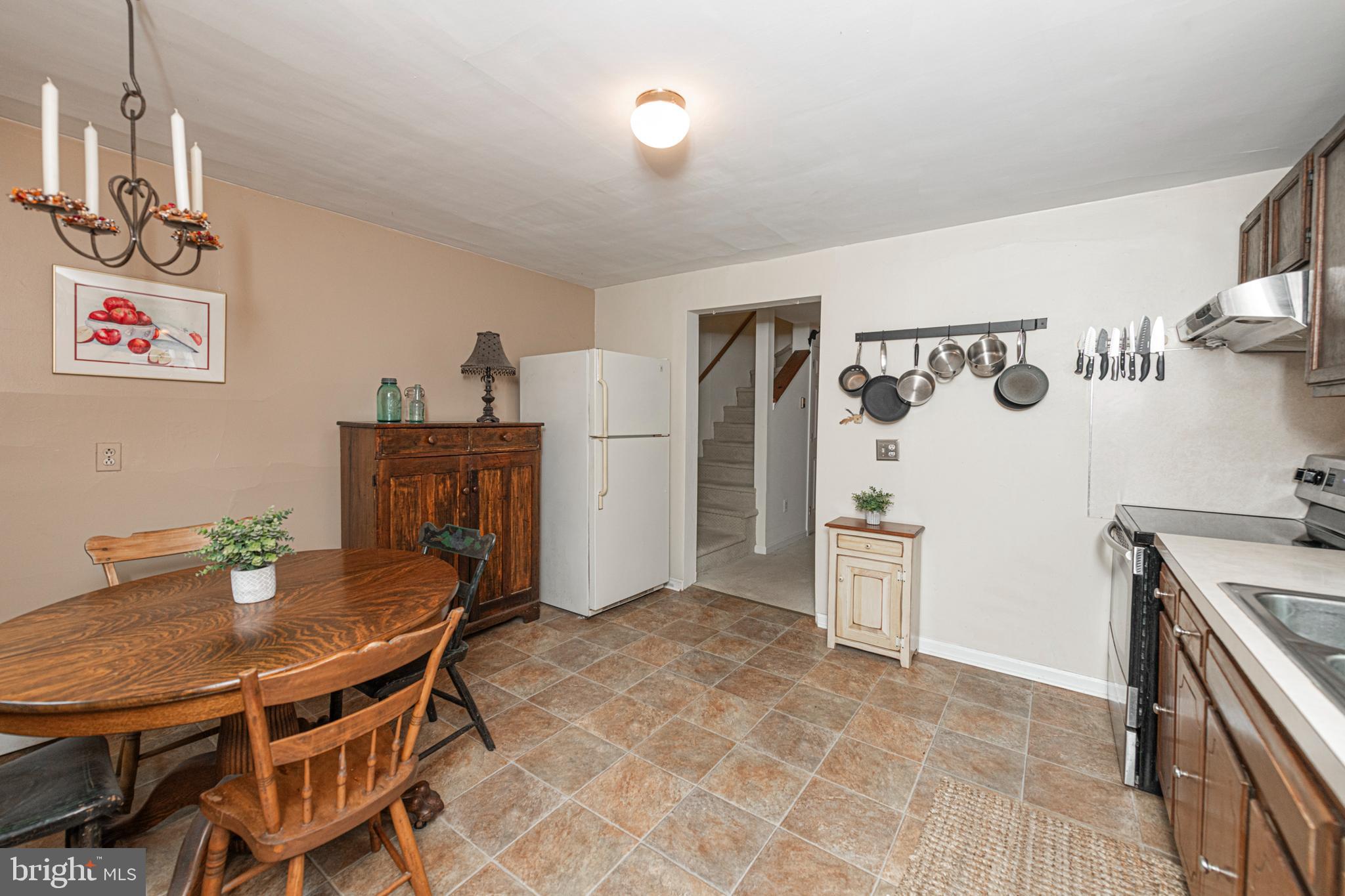 525 VANDERSLICE STREET