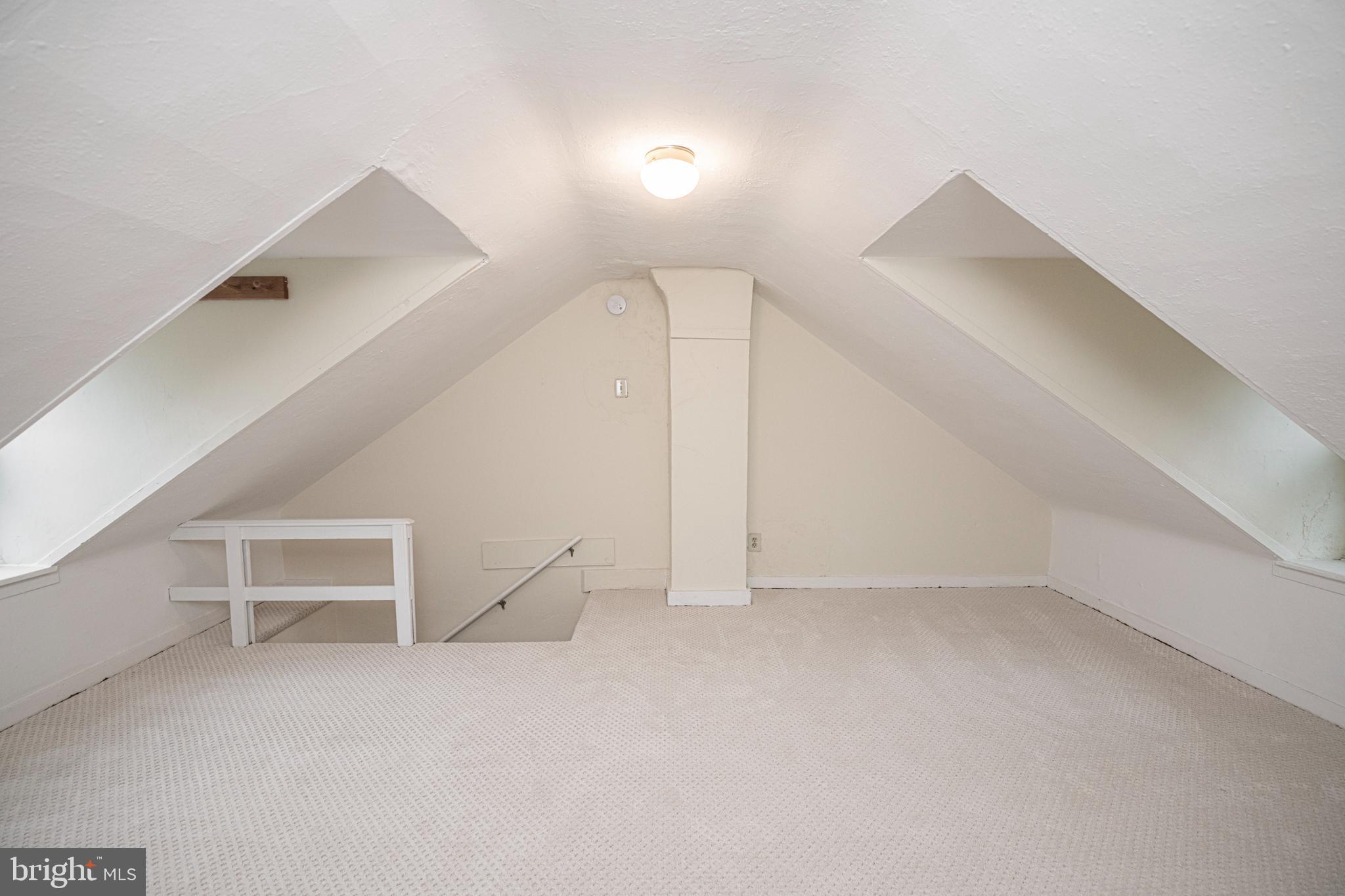 525 VANDERSLICE STREET