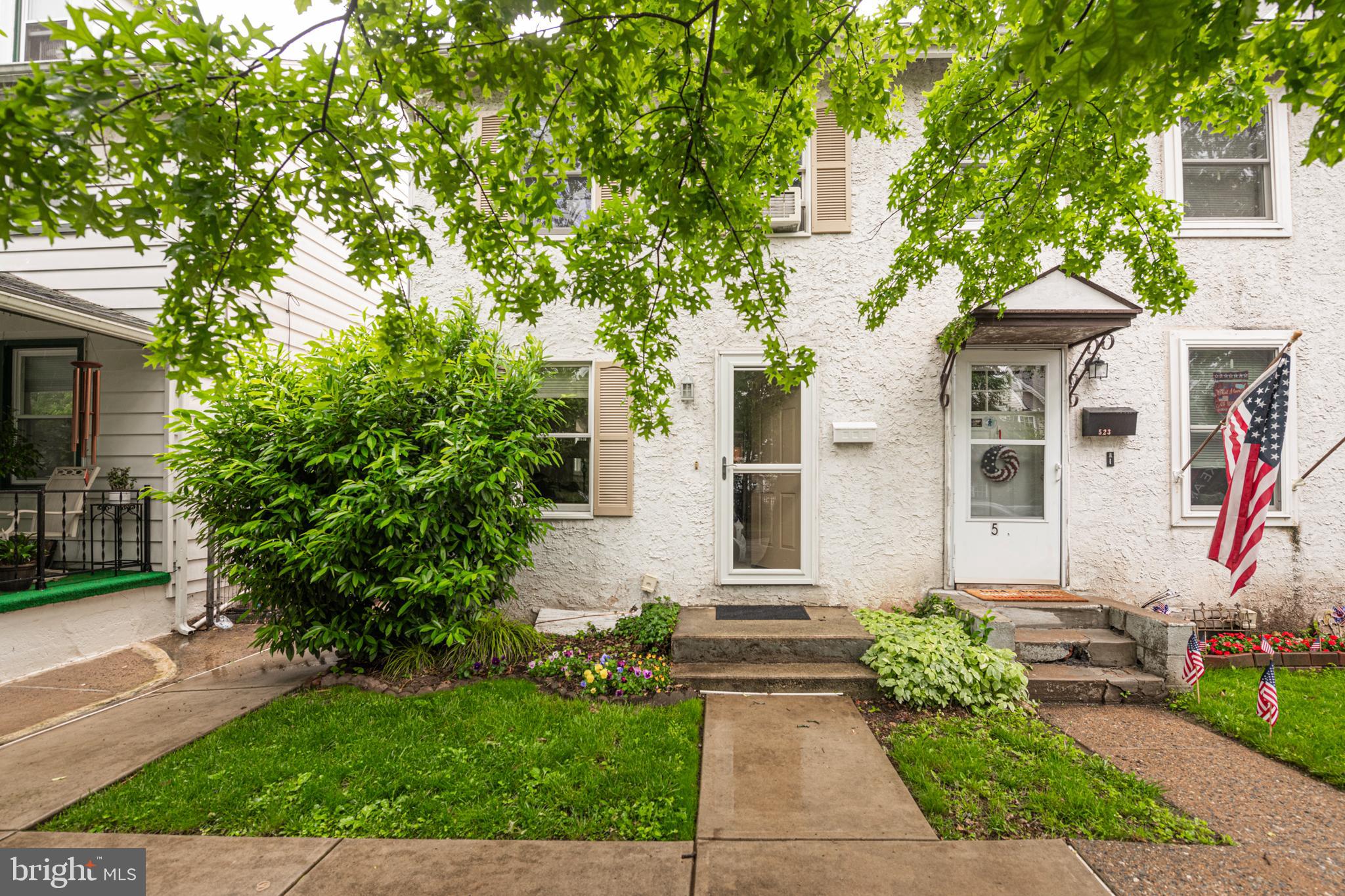 525 VANDERSLICE STREET