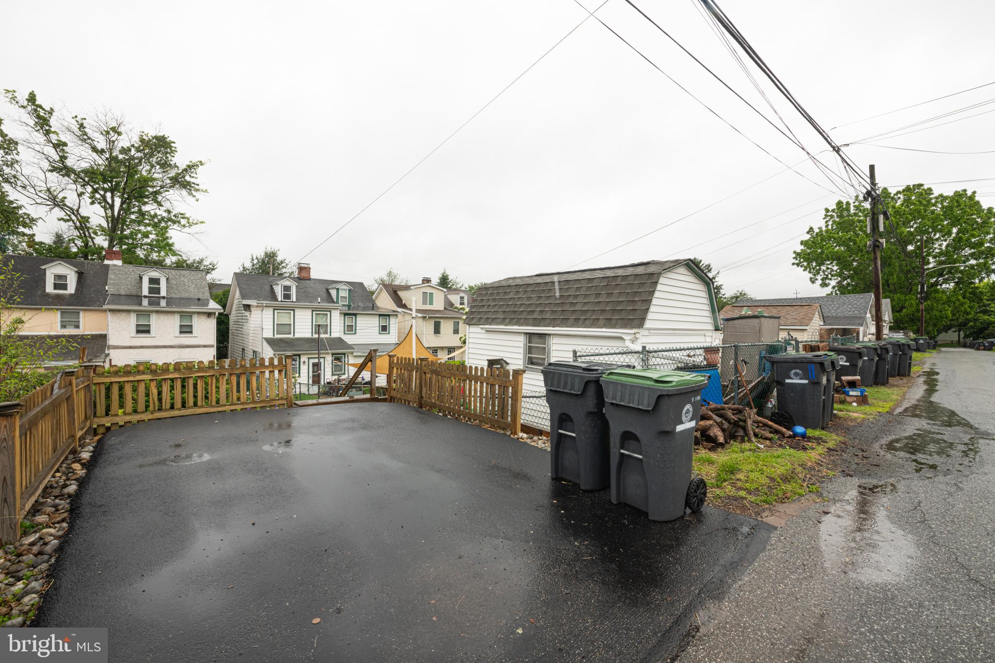 525 VANDERSLICE STREET