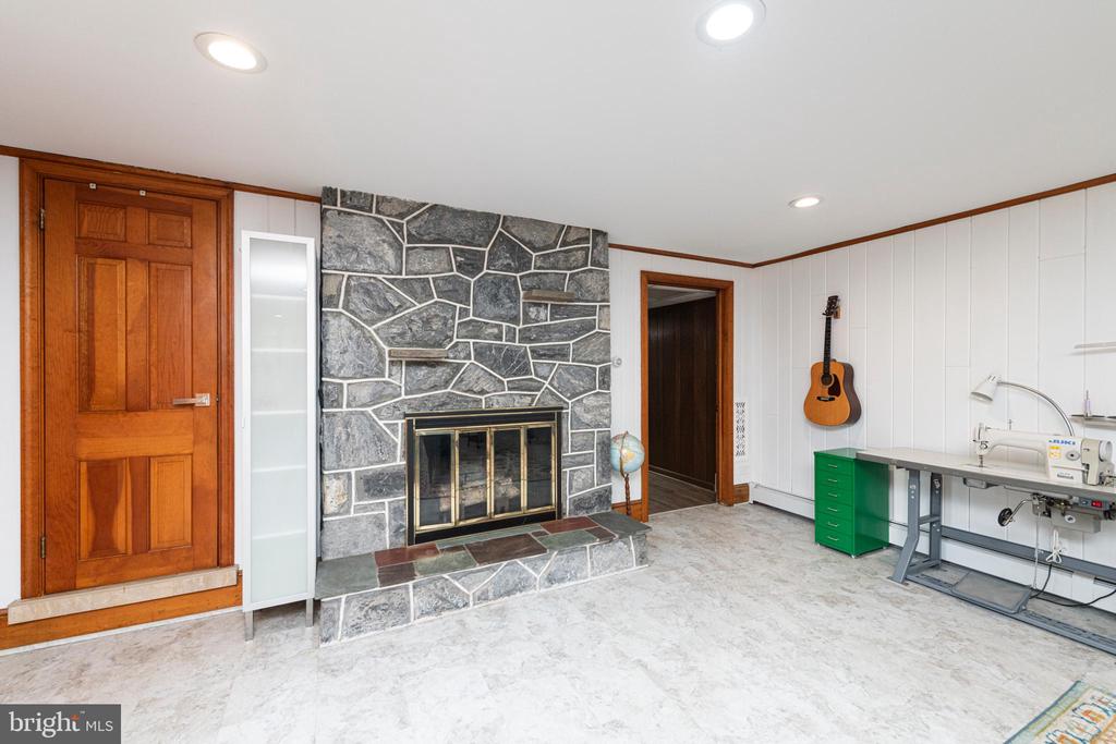 1409 KUTZ DRIVE