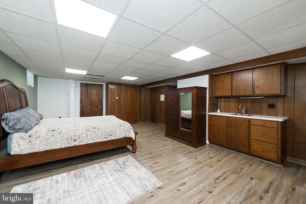 1409 KUTZ DRIVE
