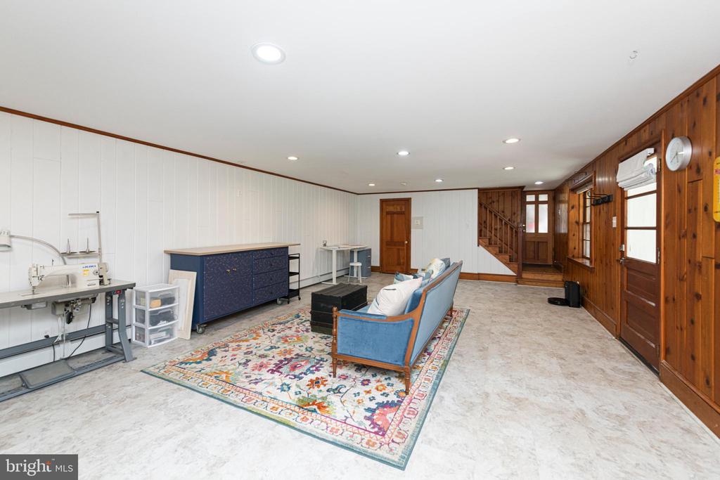 1409 KUTZ DRIVE