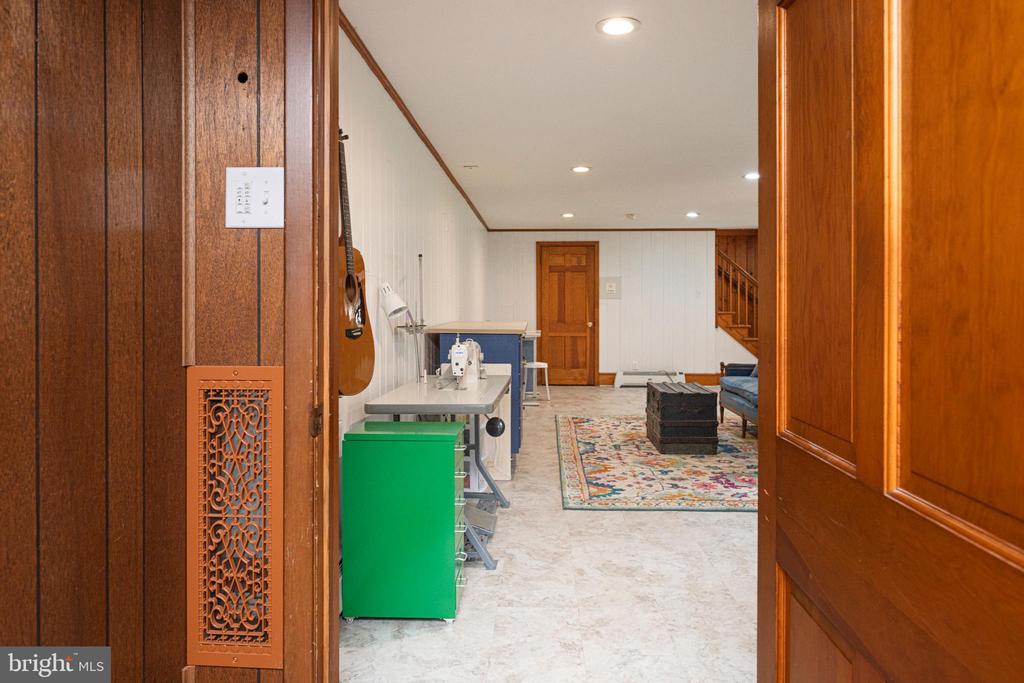 1409 KUTZ DRIVE