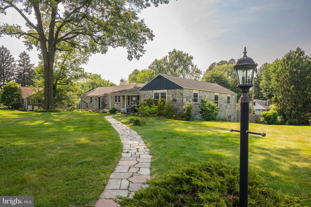 1409 KUTZ DRIVE