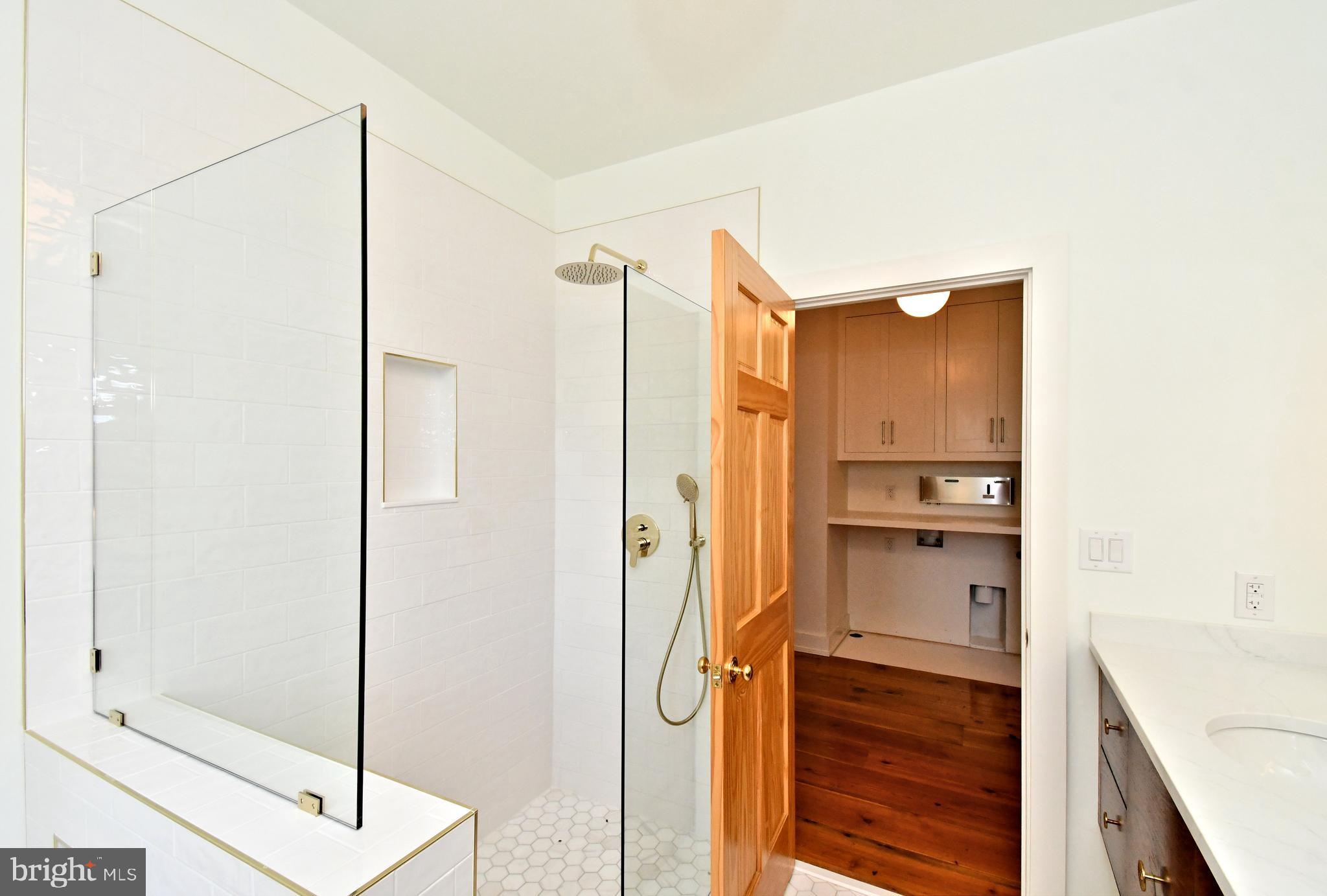 1938 SAINT MATTHEWS ROAD