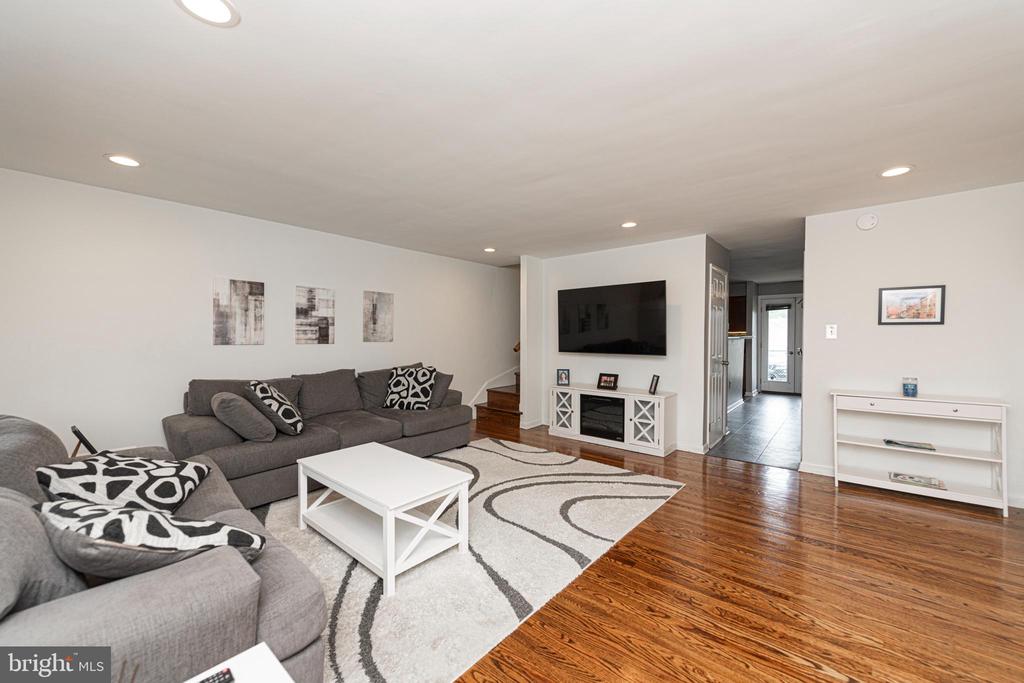 20 CHERRY STREET