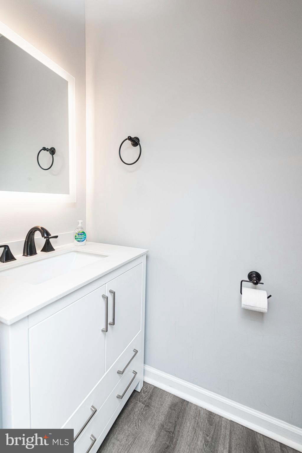 394 WASHINGTON AVENUE