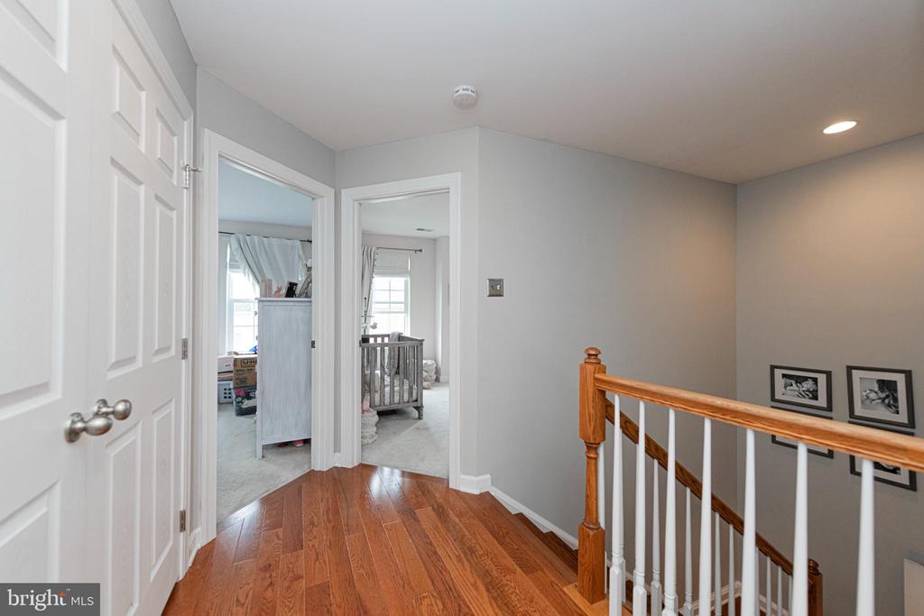 3219 ELLINGTON LANE