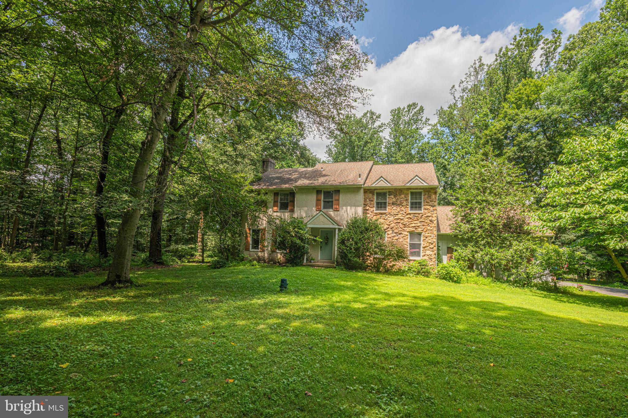 1011 W VALLEY HILL ROAD