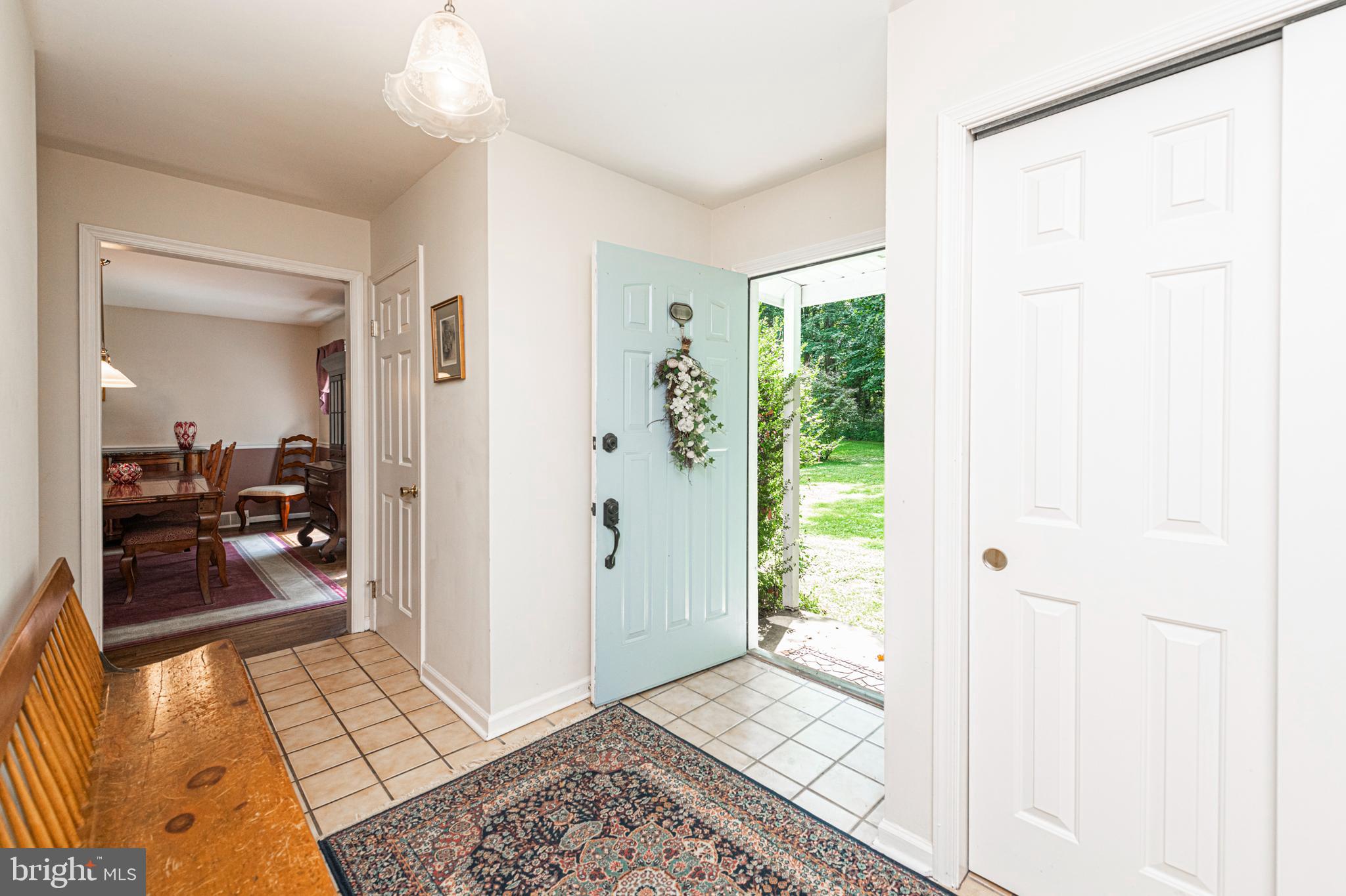 1011 W VALLEY HILL ROAD