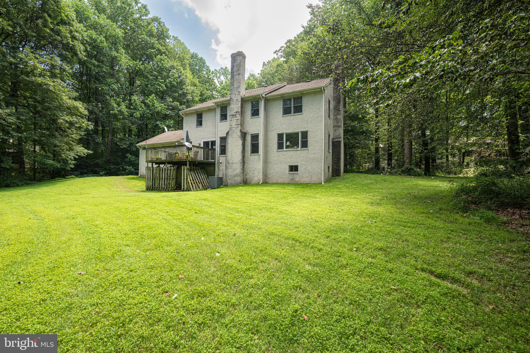 1011 W VALLEY HILL ROAD