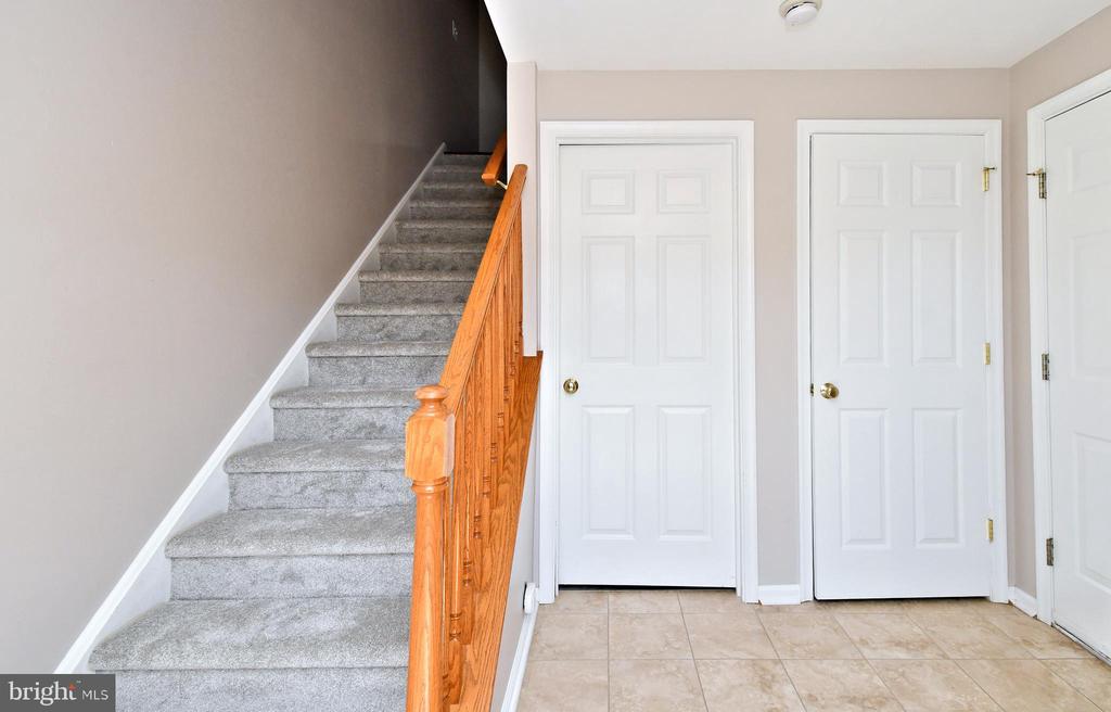 1055 BALLEY DRIVE