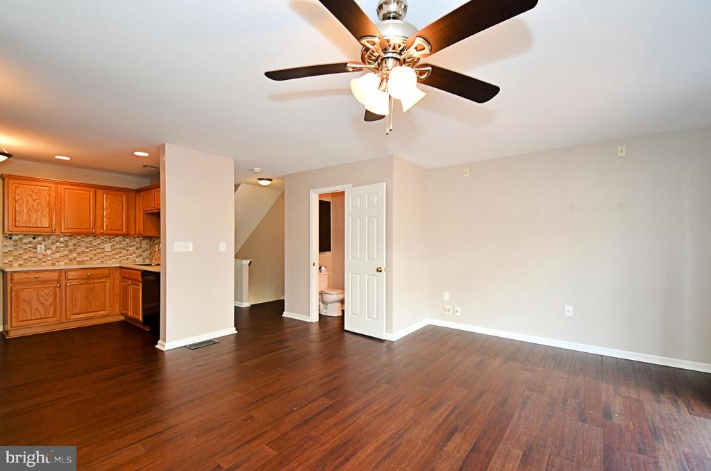 1055 BALLEY DRIVE