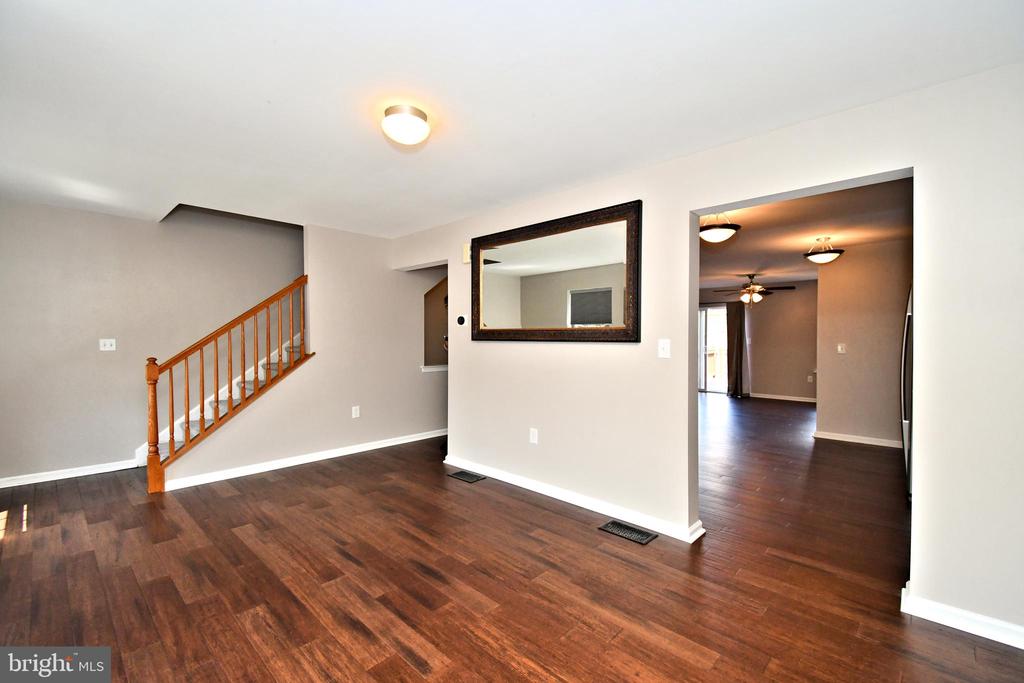 1055 BALLEY DRIVE