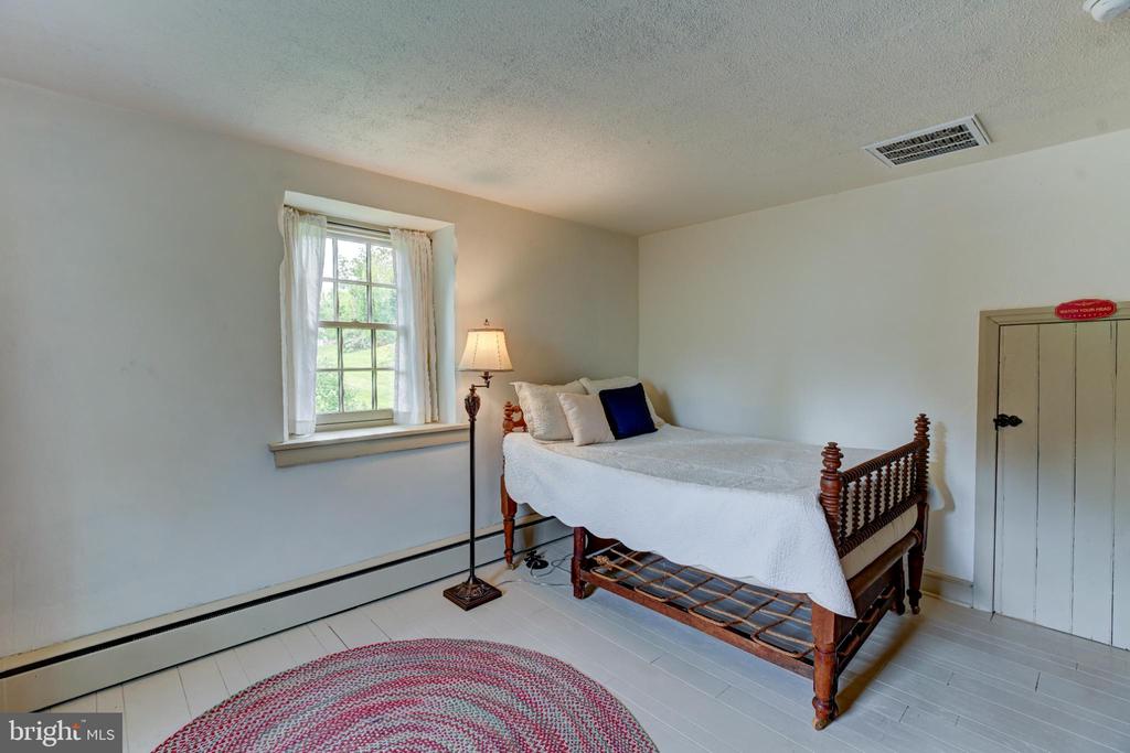 1451 OLD RIDGE ROAD