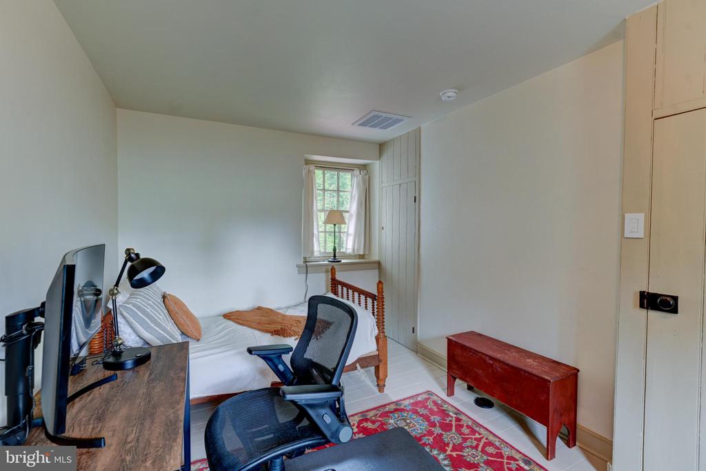 1451 OLD RIDGE ROAD