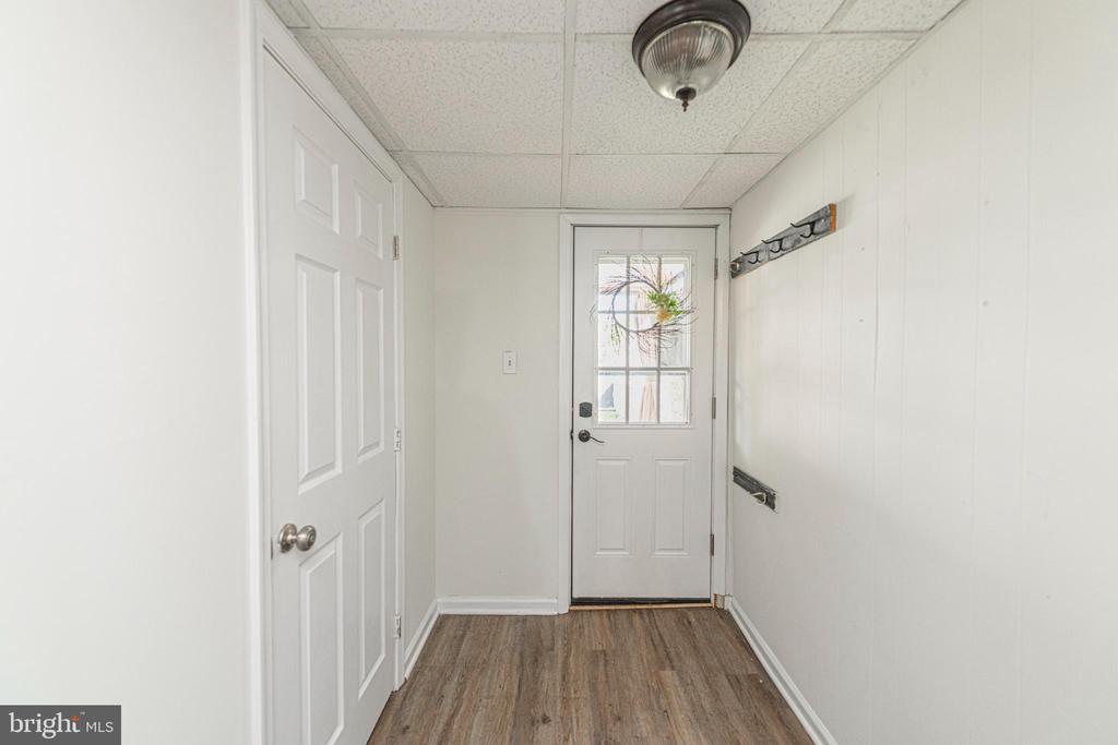317 HALL STREET