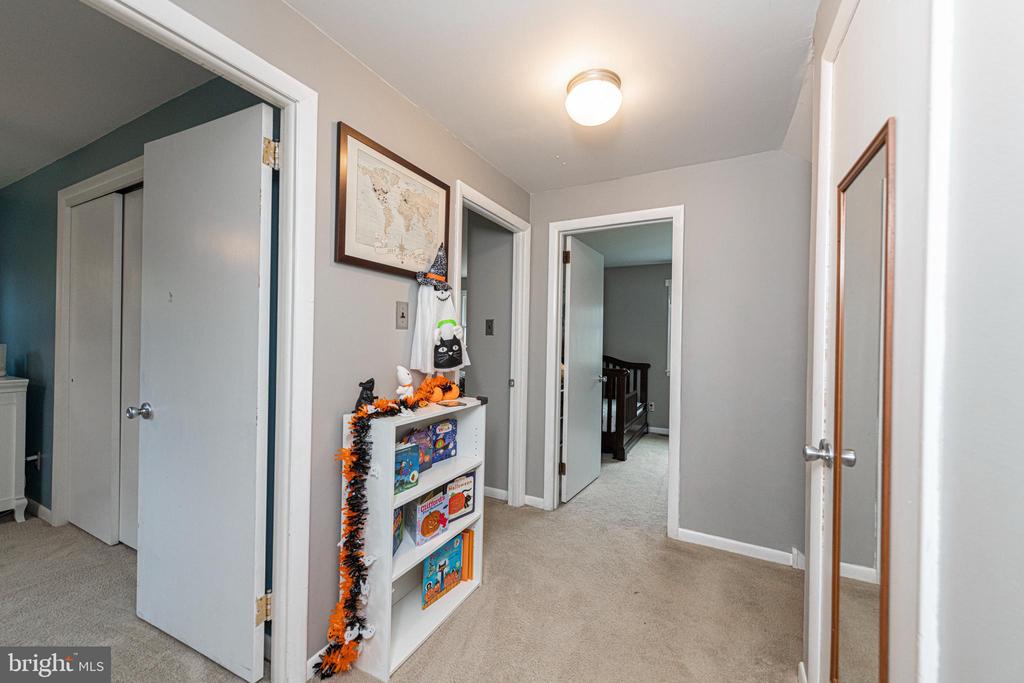 32 ROSSITER AVENUE