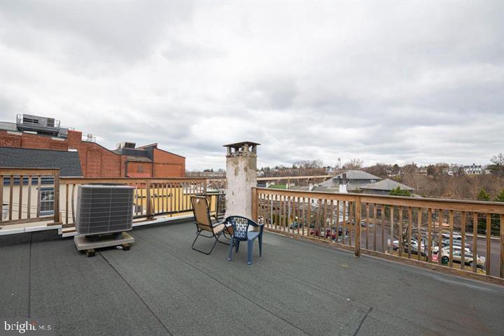 215 BRIDGE STREET UNIT B
