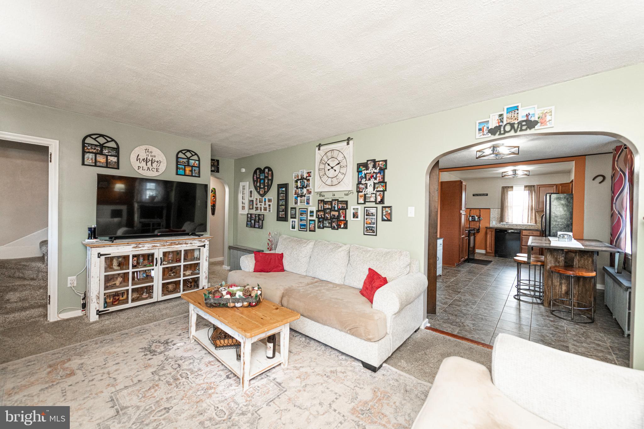 1062 W MEADOWBROOK ROAD