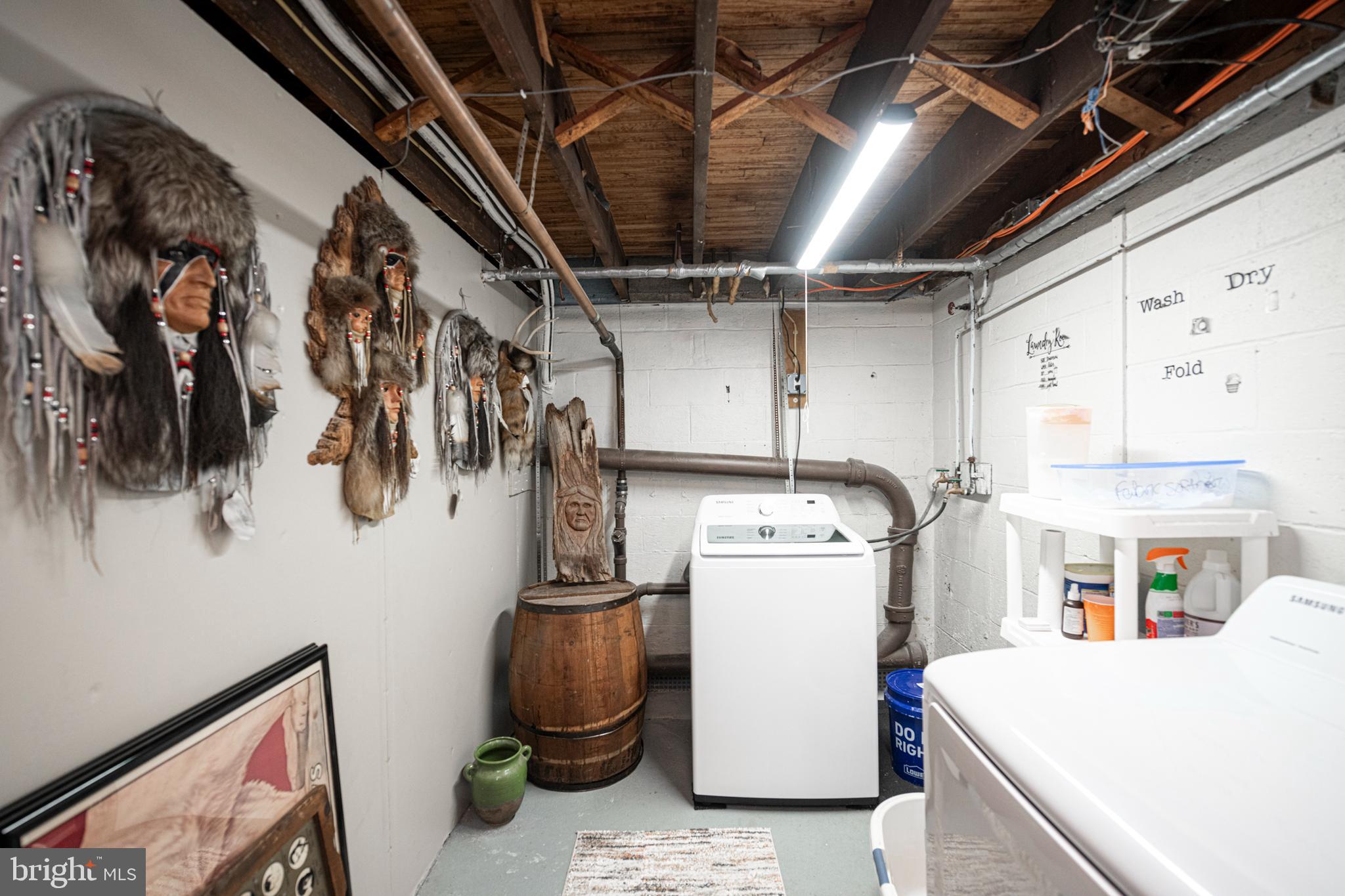 1062 W MEADOWBROOK ROAD