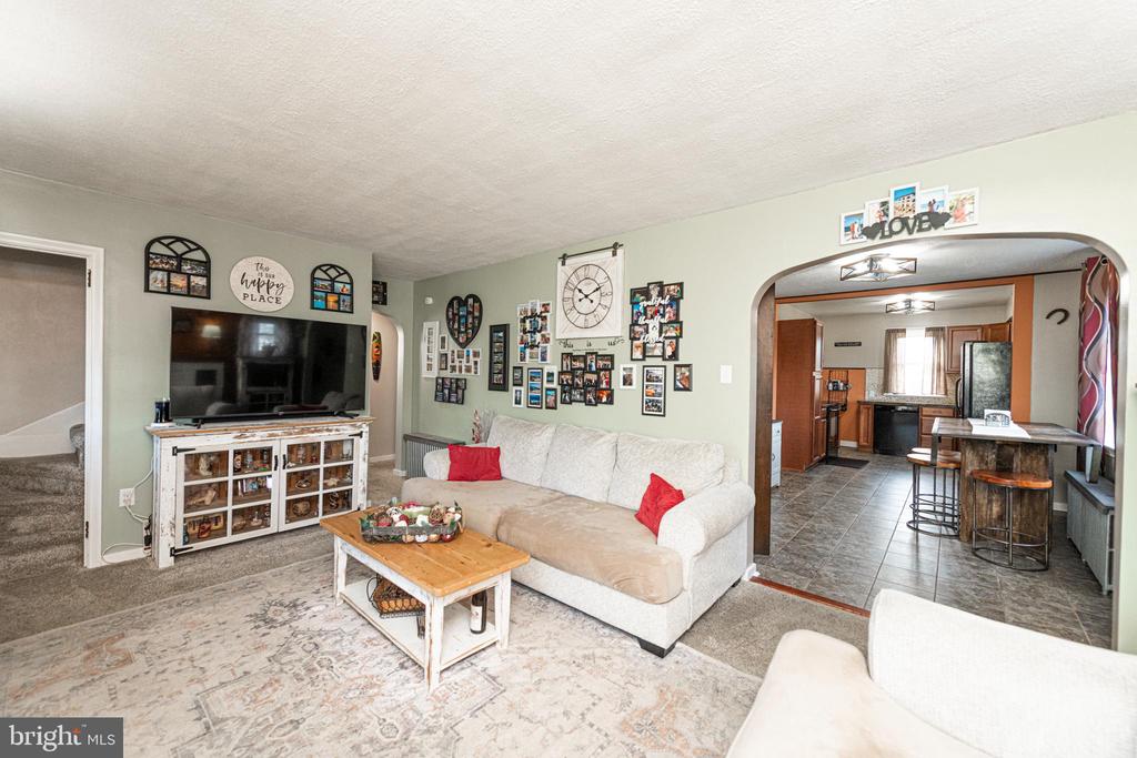 1062 W MEADOWBROOK ROAD