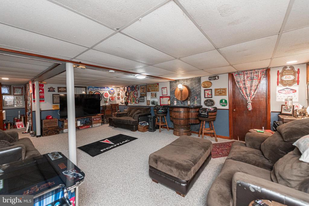 1062 W MEADOWBROOK ROAD