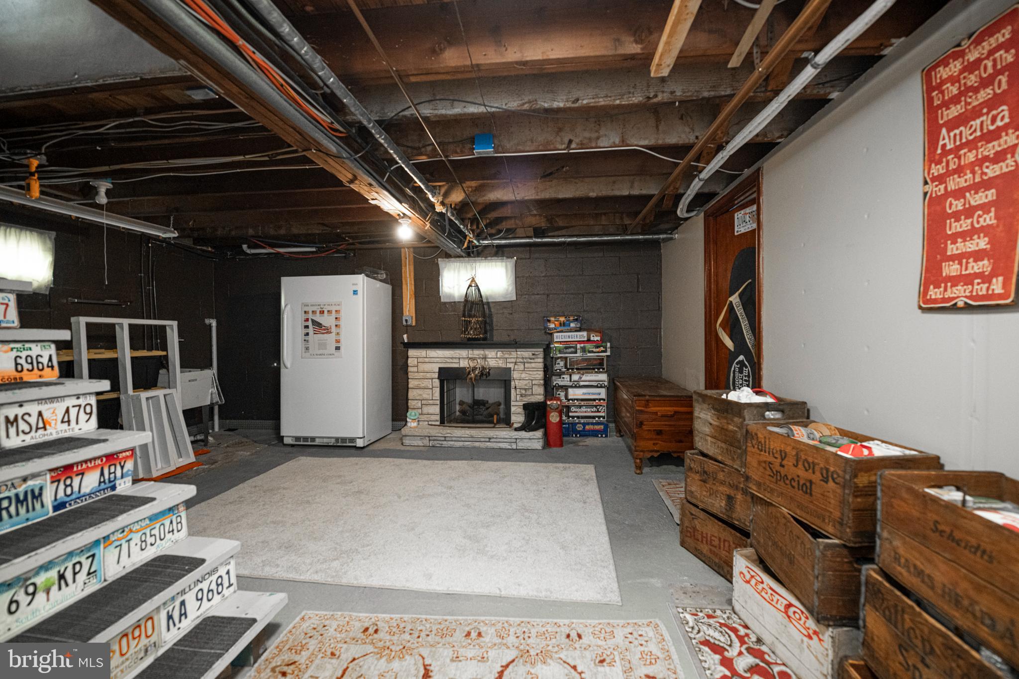 1062 W MEADOWBROOK ROAD