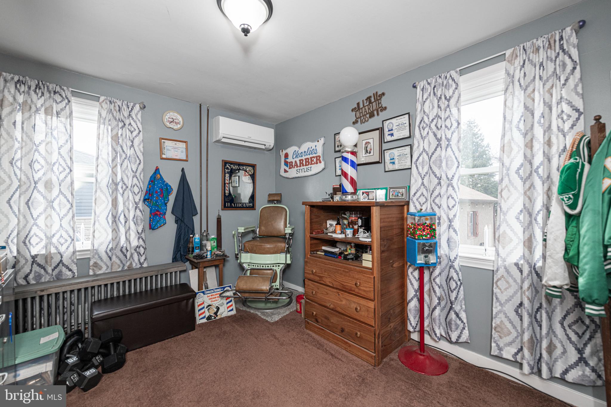 1062 W MEADOWBROOK ROAD