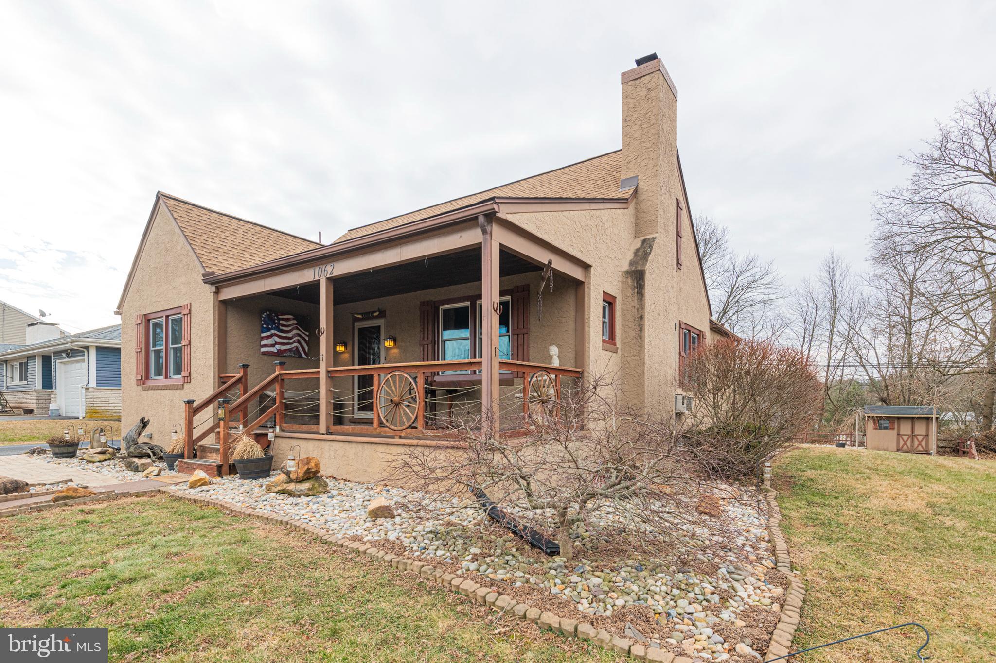 1062 W MEADOWBROOK ROAD