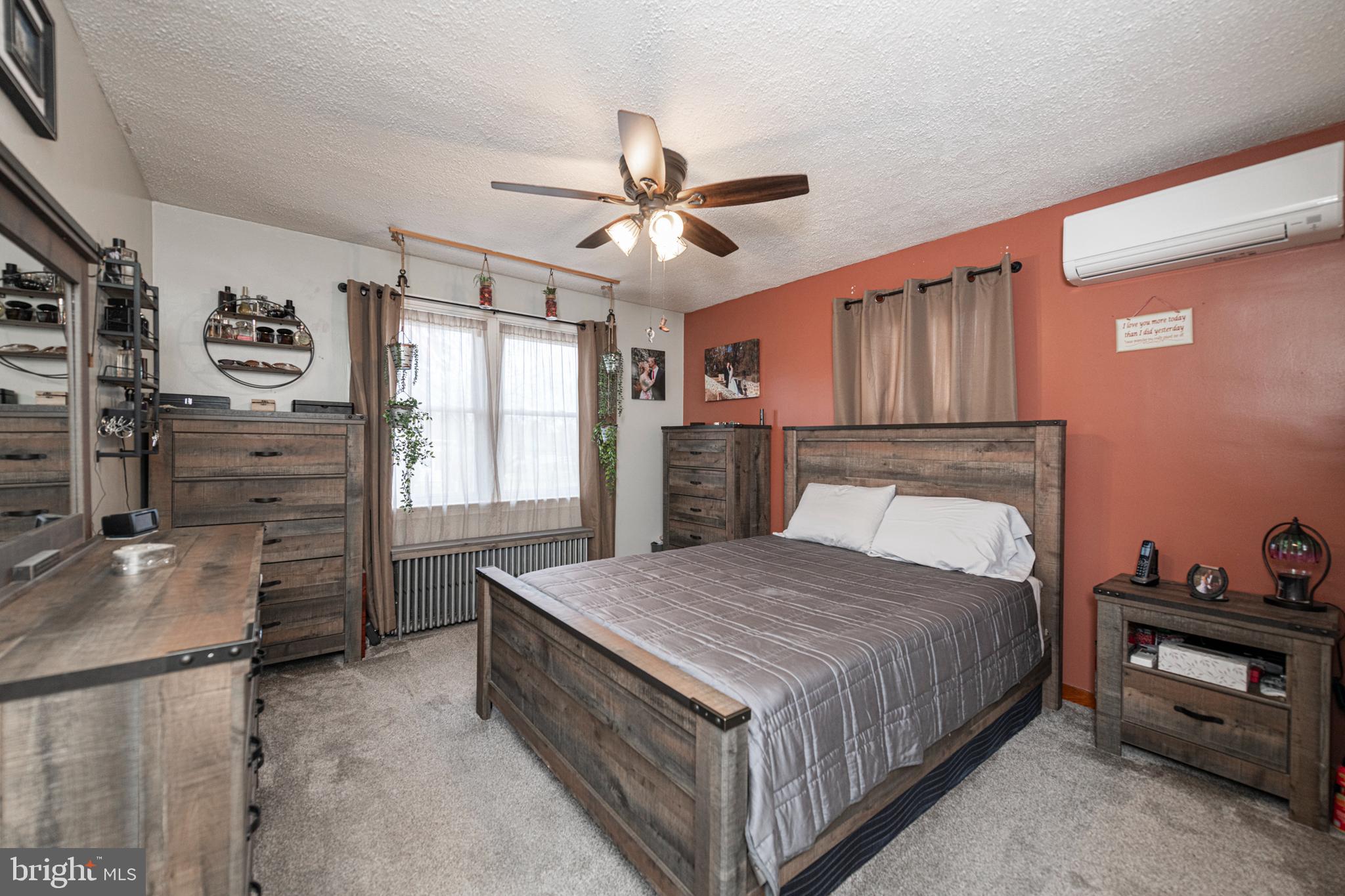 1062 W MEADOWBROOK ROAD