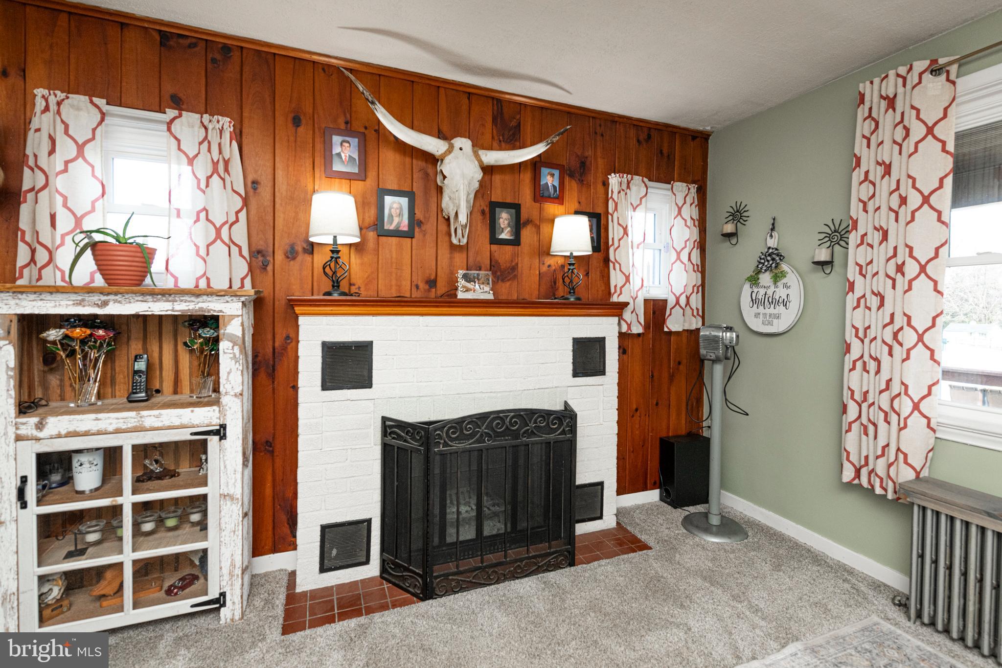 1062 W MEADOWBROOK ROAD